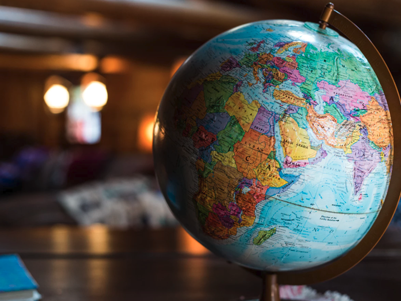 Making Decisions in an International Management Team