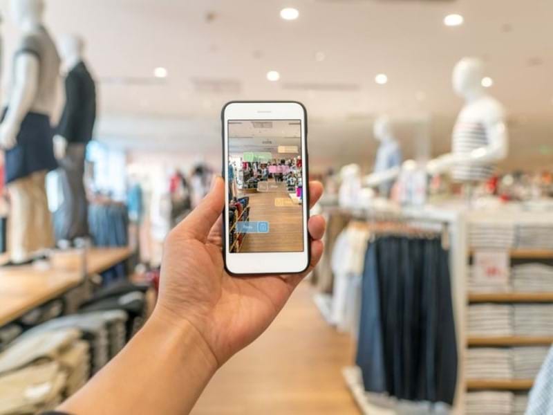 Fashion Retail: Shaping the Role of the Digital Twin