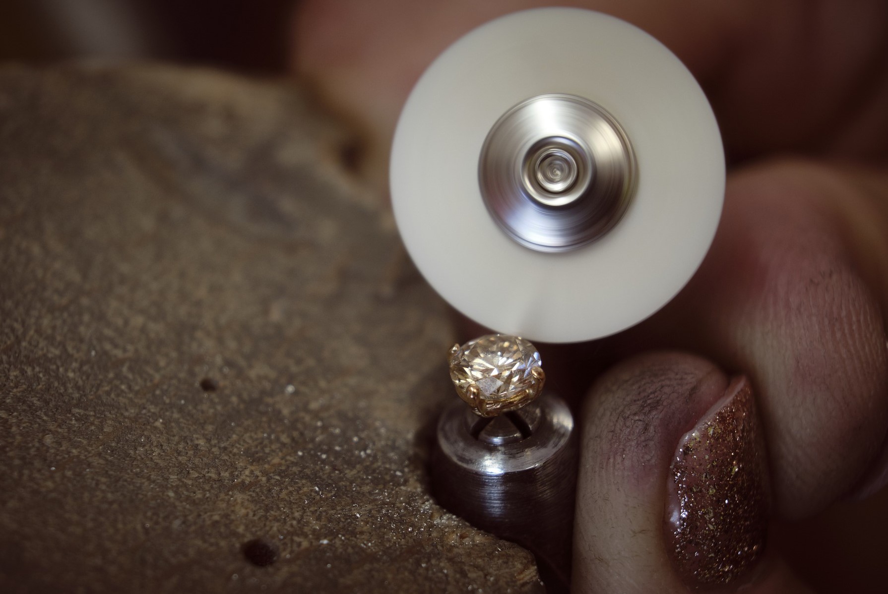 Carve-Out & Divestment of a Business Division